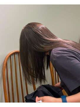 ニール 名古屋 伏見 丸の内(NEELU) 【neelu_rio】オリーブカラー