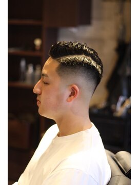 キングスマントーキョー 立川店(KINGSMAN TOKYO) シチサンパーマ