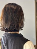 クセをいかした大人のボブスタイル