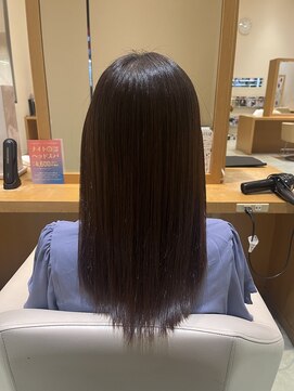 くせも伸ばしてツヤ髪叶える♪髪質改善ストレート