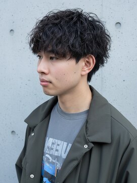 春色ツイスパ！束感ショート×マッシュウルフ◎