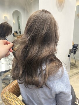 ティエラ 原宿 表参道(Tierra) 【関日葉里】透明感ベージュ