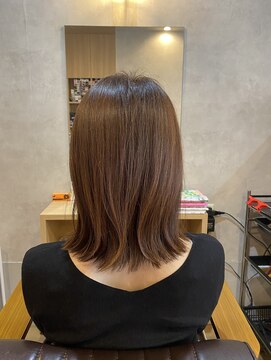 ヘア チョコレート (Hair Chocolate) 肩くらいの軽めボブ
