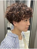 刈り上げショートパーマ