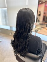 セシル(SECYL)&nbsp;重たく見えない黒髪ロング