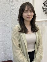 カモン(CAMON) 20代レイヤーカットとダブルカラー