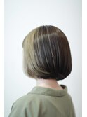 フェイスフレーミングハニーベージュボブ