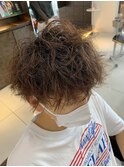 ツイストパーマ　ショートスタイル