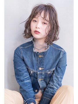 アルテ(ARTE) 【ARTE表参道/青山】大人可愛いレイヤー×ハイトーンベージュ