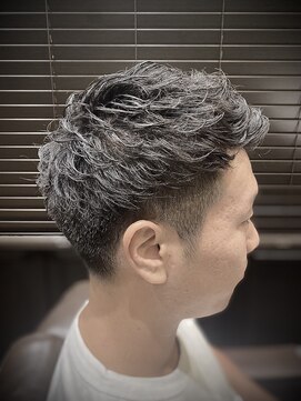 ヒロギンザバーバーショップ 丸の内店(HIRO GINZA BARBER SHOP) アイパーショート