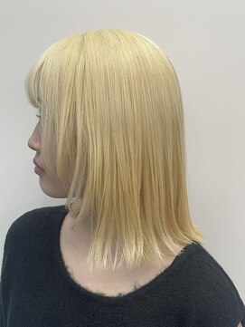 リグ 横浜(Lig.) ブリーチ抜きっぱなしブリーチハイトーンニュアンスカラー横浜駅