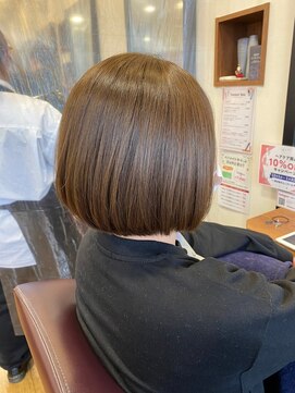 美容室ヒラトヤ 仙北店 夏カラーことりベージュ＊立体感大人ショートボブ＊ボブディ