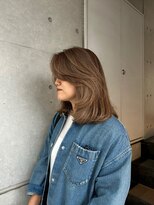 リバレッジ 白金(Leverage) 大人外国人風白髪ぼかしハイライトレイヤー:Mayu Yamaoka