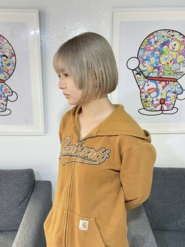 ロナ 岡崎竜美丘店(RONA) ブロンドステップボブ
