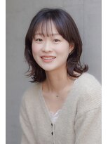 ノノリリ(NONORIRI)&nbsp;大人可愛いハッシュカットナチュラムブラウンミディアムスタイル