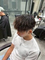 イーラ(era)&nbsp;ツイスパパーマ/メンズ/刈り上げ/眉毛/ツイスト