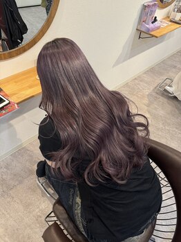 髪質診断トリートメントで、一人ひとりに最適なケアをご提案！思わず触りたくなるような艶感を実現します＊