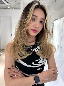 ヨロ 上野(YOLO) ハイライトカラーミルクティーベージュケアブリーチダブルカラー