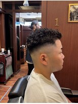 ブロートーキョー 有楽町店(Bro Tokyo) MEN'Sスキンフェードカットスタイルメンズバーバーカット
