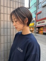 フェイス 石川町 (FACE) 前下がりショートボブ×白髪ぼかしハイライト×グレージュカラー