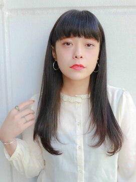 ルティア(Lutia) 重めバング 暗髪 インナーカラー★★