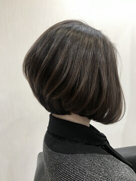 ライズエンドレスリミット(RiSE endless limit) ハイライト　前下がりボブ