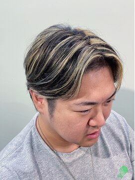 デルフィーノ ヘアーパフォーム(delfino hair perform) メンズハイライトダブルカラーブリーチシェービング眉毛カット