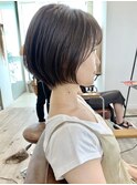 大人かわいい落ち着けめのショートボブ耳かけ