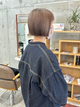ノイ(noii) ハイトーンベージュミニボブ/ミニボブ/切りっぱなしボブ/ボブ