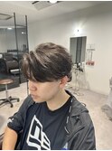 ニュアンスパーマツーブロック刈り上げセンターパート