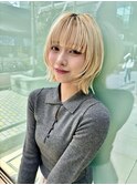 ブロンド×レイヤーボブ