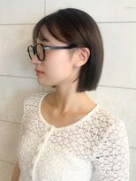 マイラ 銀座(myla) 大人可愛い耳かけ小顔美髪ストレート暗髪切りっぱなしミニボブ
