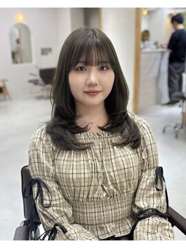 ムク(muku) ash Olive × inner gray ×レイヤーカット