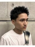 スパイキーショート刈り上げフェードツーブロック七三パーマ