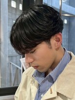 アウラ(AURA)&nbsp;盛岡駅毛流れセンターパートニュアンスパーマフェザーパーマ30代