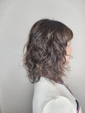 松本平太郎美容室 国立店 20代30代×ミディアムレイヤーウェーブ×パーマ×イノアカラー