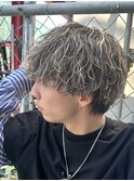 渋谷緩めシャドウパーマメンズハイライトカラー波巻きパーマ
