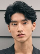 フィフス(fifth)&nbsp;原宿ニュアンスパーマメンズカットセンターパートかきあげヘア