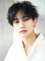 ルービック 豊中(Rubik's)&nbsp;波巻き束感ツーブロックマッシュ×センターパート