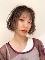 ボアソルテ(Boa Sorte)&nbsp;極細ハイライトアッシュベージュ×抜け感ボブ