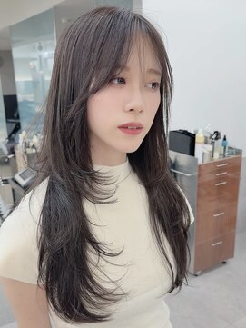 クーラ オモテサンドウ(Cura Omotesando) レイヤーカット/縮毛矯正/顔まわりカット