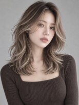 トリニティ(trinity)&nbsp;ハイライト バレイヤージュ ミルクティーベージュレイヤーカット