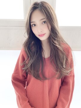 ソワリー 栄(THOiRY) 小顔カットが得意なスタイリストby坂元