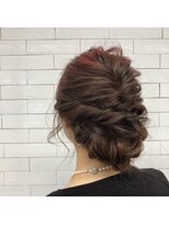 アシェット(assiette)&nbsp;二次会ヘアセット《安田　汐里》