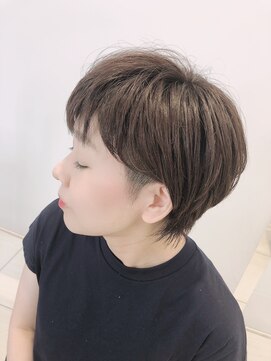 ゼル 桶川ベニバナウォーク店(ZELE) コンパクトで可愛い☆ショートボブ