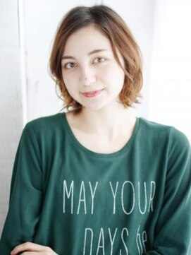 ウル 吉祥寺(ulu) かきあげバングのリバースカールスタイル