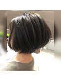 バッサリ短く