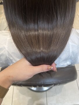 ネオリーブギンザ 銀座店(Neolive GINZA) イルミナカラー グレージュ