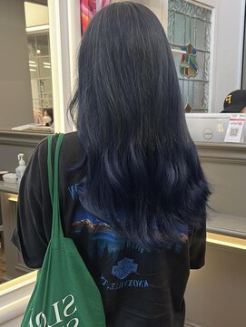 ログ オモテサンドウ(L.O.G OMOTESANDO) 『 ケアブリーチ 』ブルーブラック 10代20代 表参道