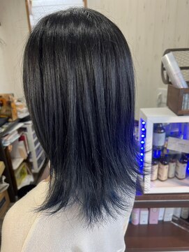 ヘアー リードレス(hair Re:dress) 小顔大人可愛い外ハネデザインカラー×ブルーミディ20代30代